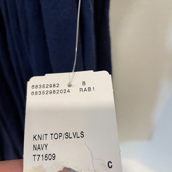 Forever Twenty One Knit Sequin Navy Top Sleeveless Size Large NWT - Picture 4 of 8